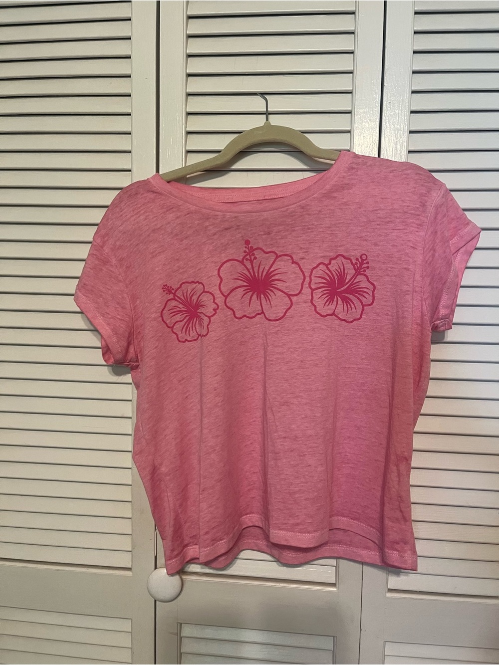Pink Floral Hibiscus Short Sleeve Women's Crop Top